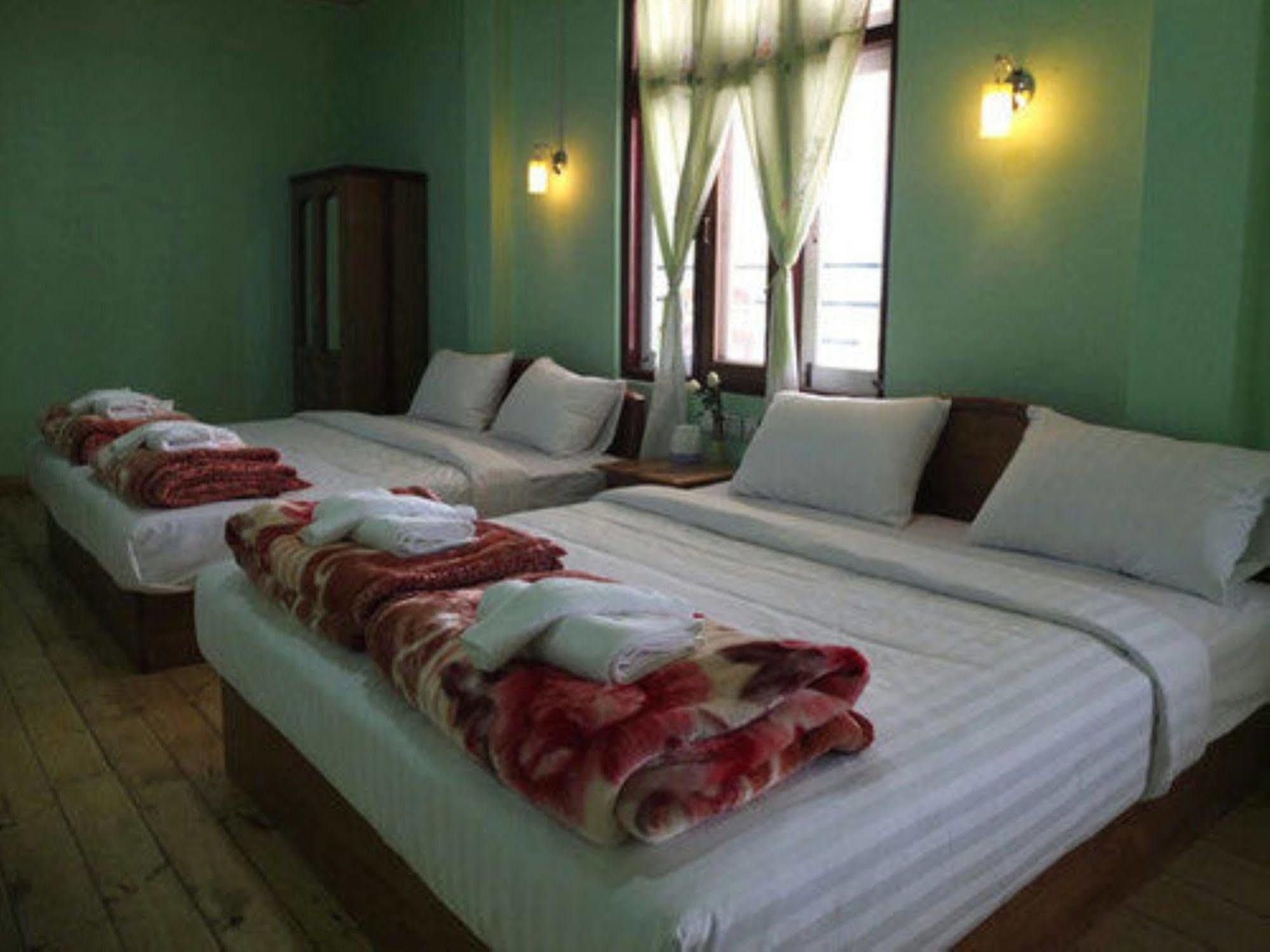 Railroad Hotel Kalaw Eksteriør bilde
